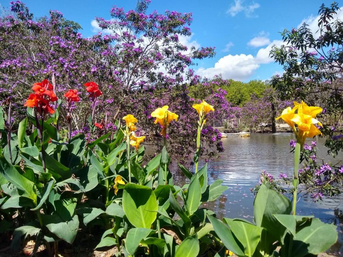 جوبوتيكاتوباس Pousada Chales Do Retiro - Serra Do Cipo Mg المظهر الخارجي الصورة