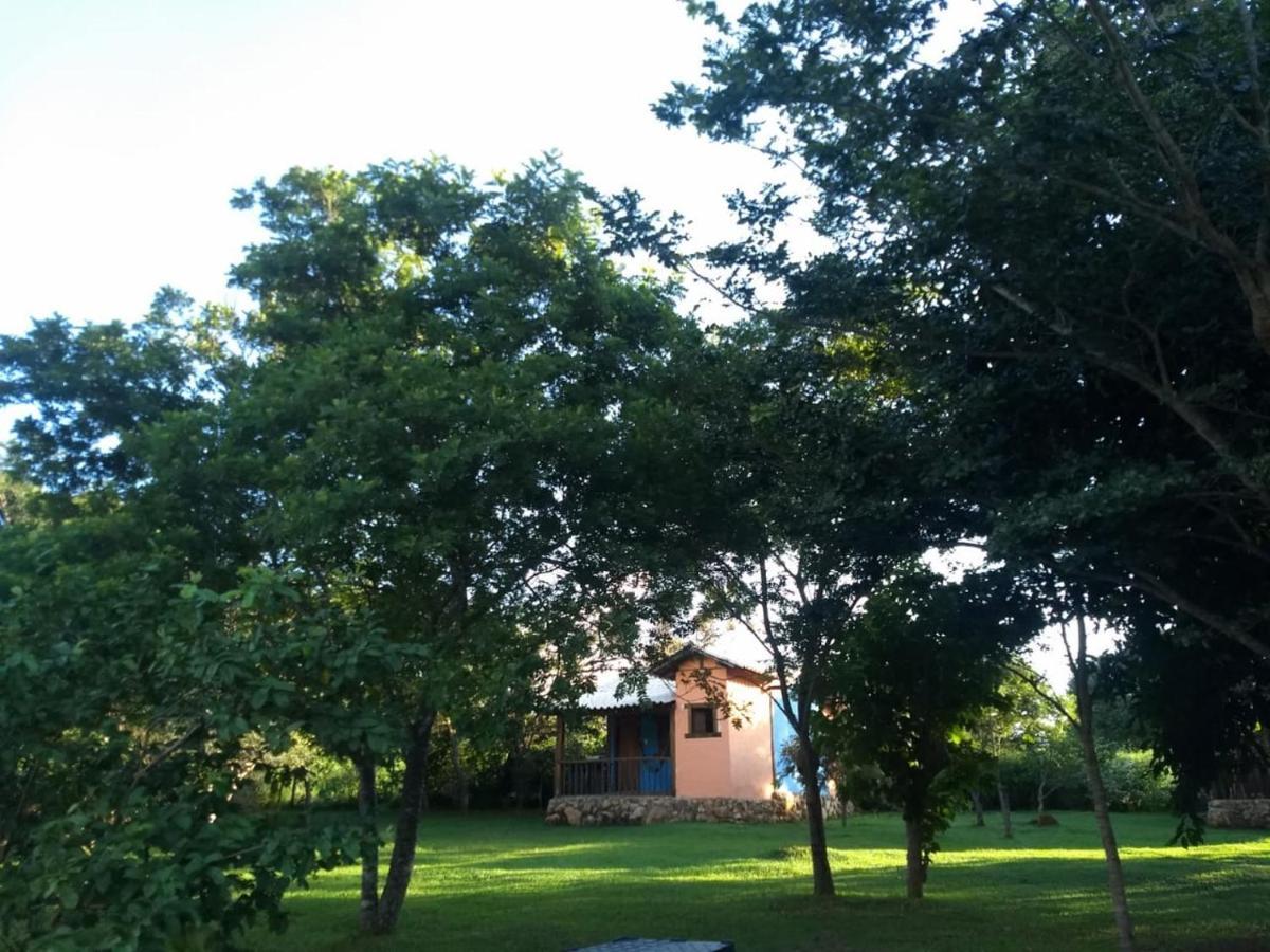 جوبوتيكاتوباس Pousada Chales Do Retiro - Serra Do Cipo Mg المظهر الخارجي الصورة